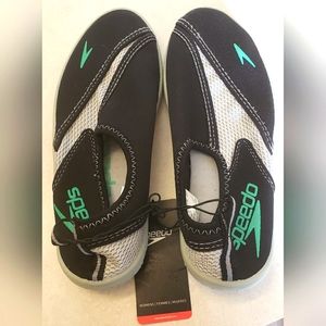 NEW Women's Speedo Water Shoes